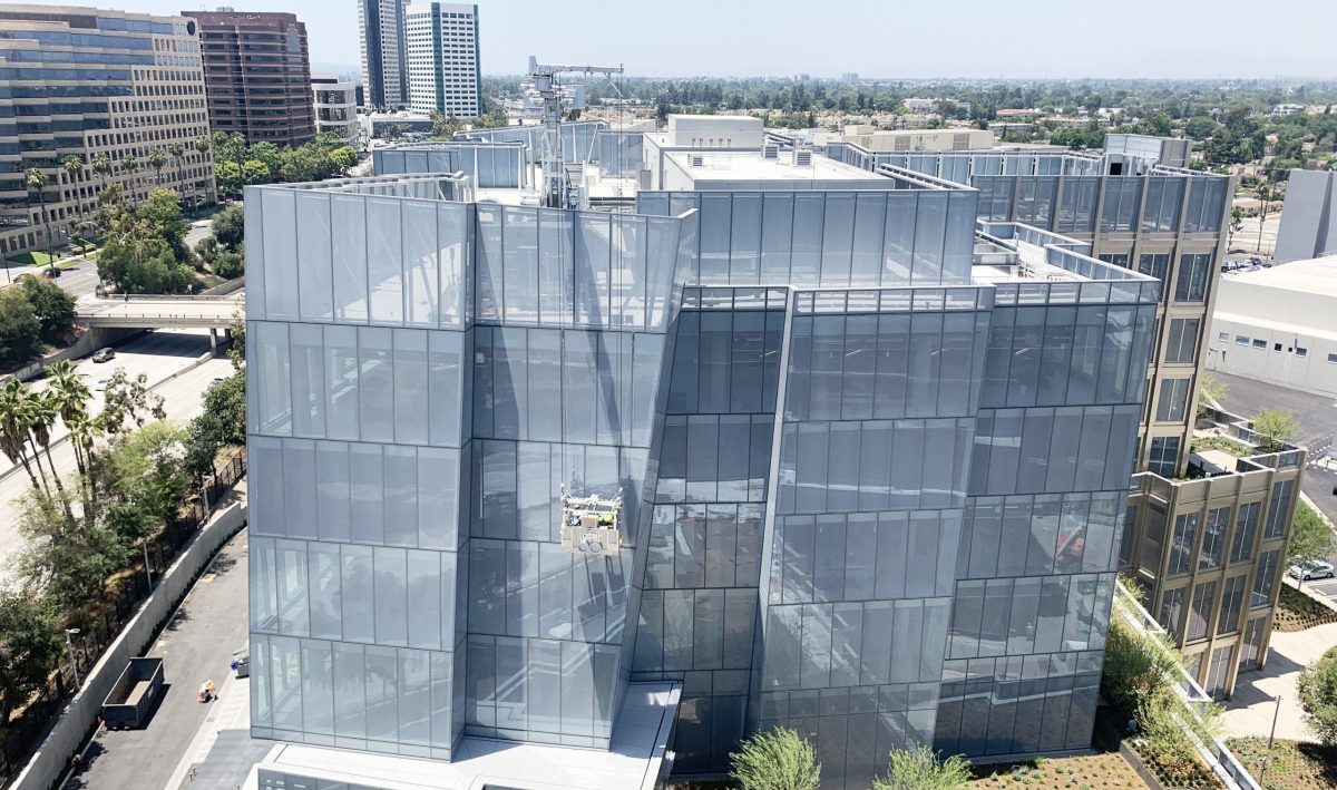 The Evolution of Building Design: Meeting Challenges with Advanced Facade Access Solutions