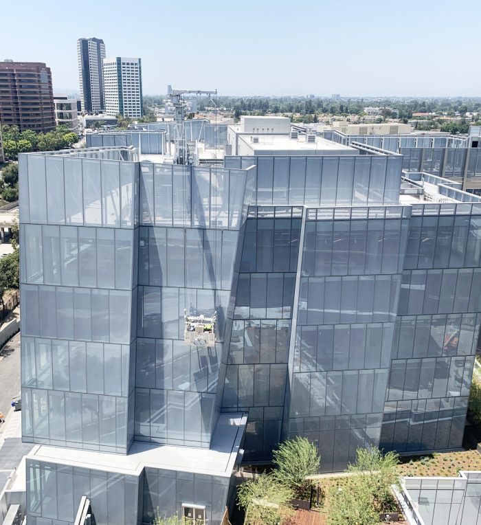 The Evolution of Building Design: Meeting Challenges with Advanced Facade Access Solutions