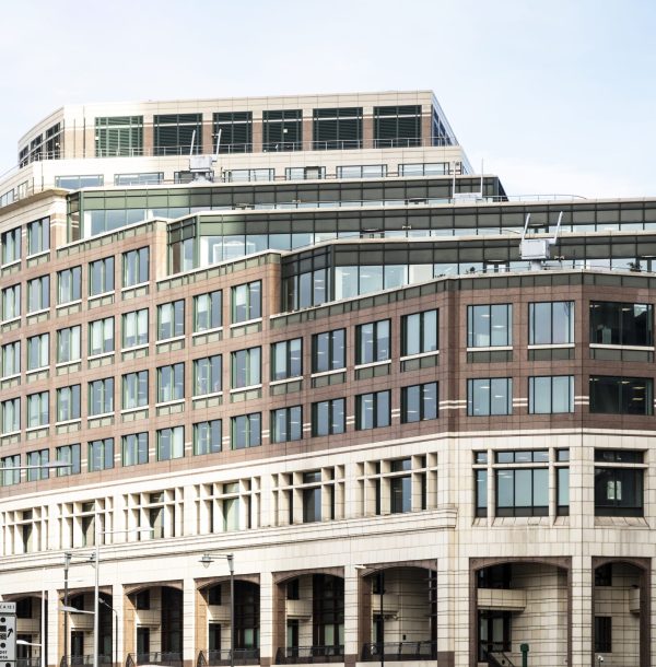 Staying Ahead of the Curve: Regulatory Compliance and Industry Standards in Facade Access