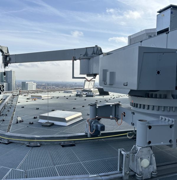Transforming Facade Access: The Role of AMS in Next-Generation BMU and High-Rise Solutions