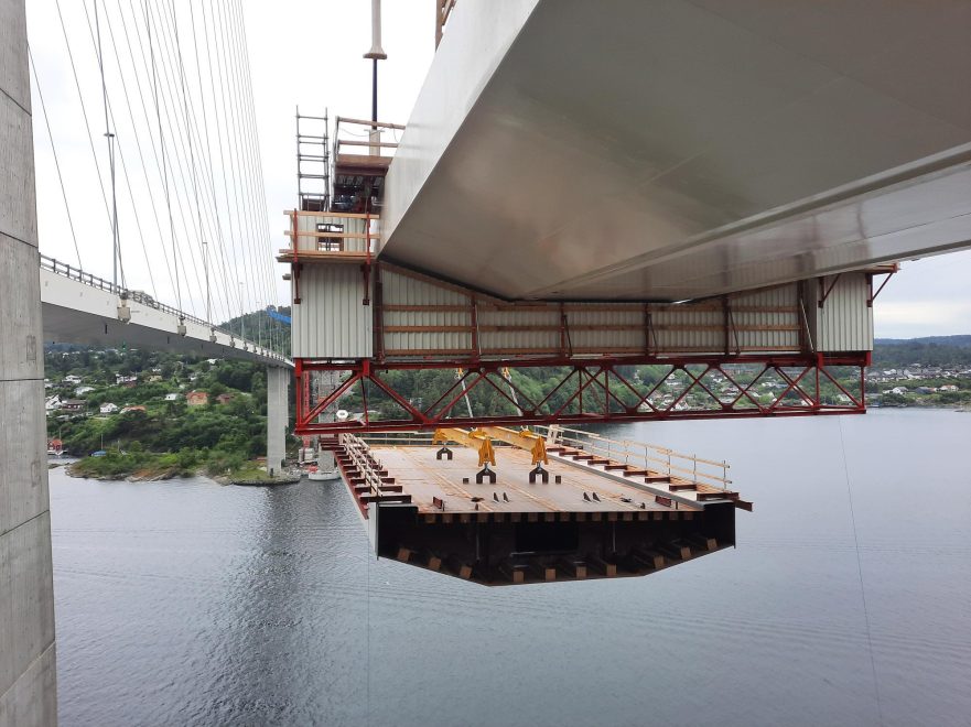 IAS Grenland Bridge Bridge lifting derrick