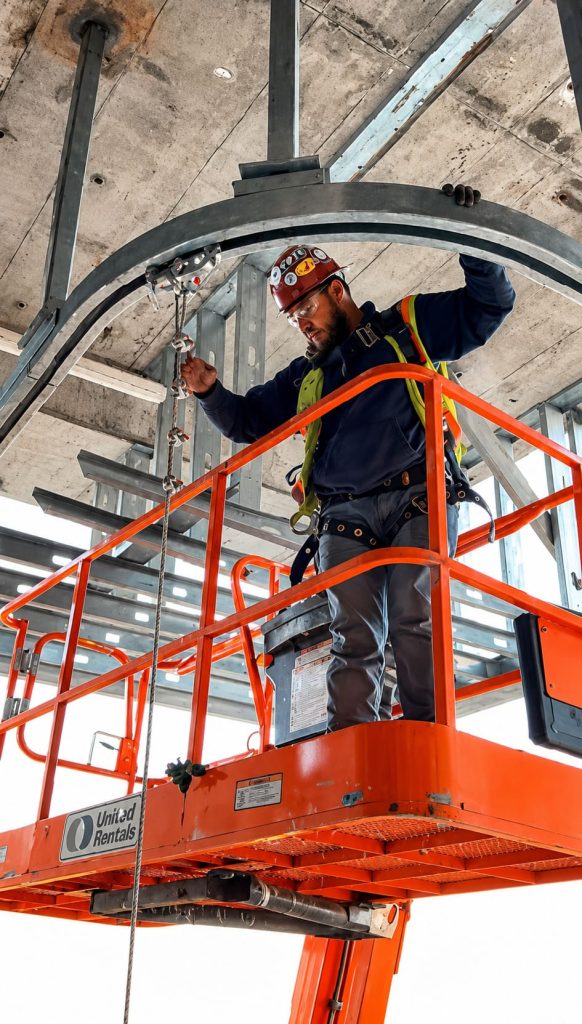 monorail-for-efficient-building-maintenance